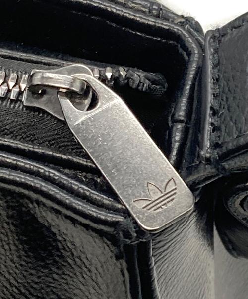 adidas（アディダス）adidas (アディダス) ワンショルダーバッグ ブラックの古着・服飾アイテム