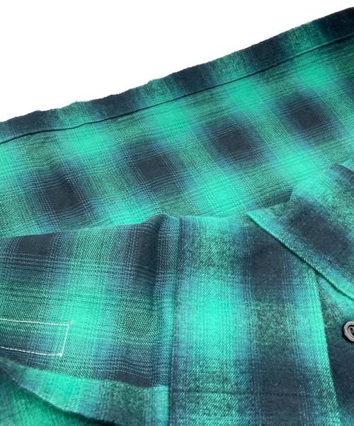 BLACK DESIGNS（ブラックデザイン）BLACK DESIGNS (ブラックデザイン) オンブレチェックネルシャツ グリーン サイズ:Mの古着・服飾アイテム