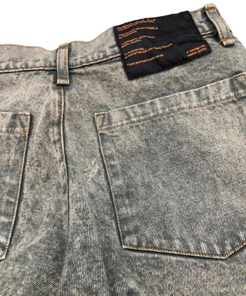 Liberal youth ministry（リベラルユースミニストリー）LIBERAL YOUTH MINISTRY (リベラルユースミニストリー) デストロイデニムパンツ グレー サイズ:Mの古着・服飾アイテム