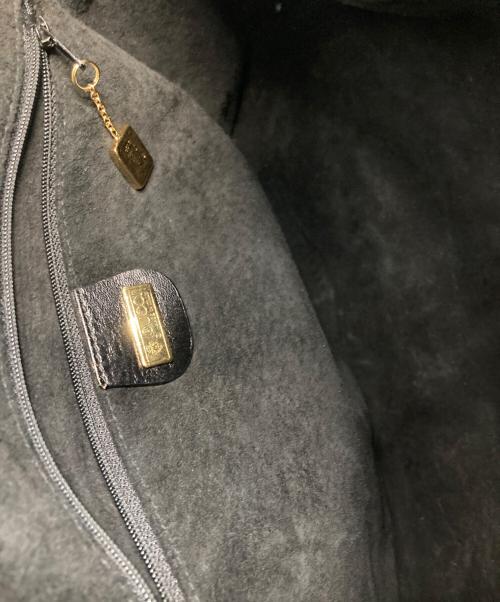 GUCCI（グッチ）GUCCI (グッチ) レザーボストンバッグ ブラックの古着・服飾アイテム