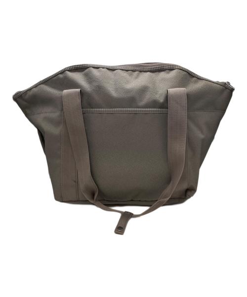 NIKE（ナイキ）NIKE (ナイキ) トレーニングダッフルバッグ ブラウンの古着・服飾アイテム