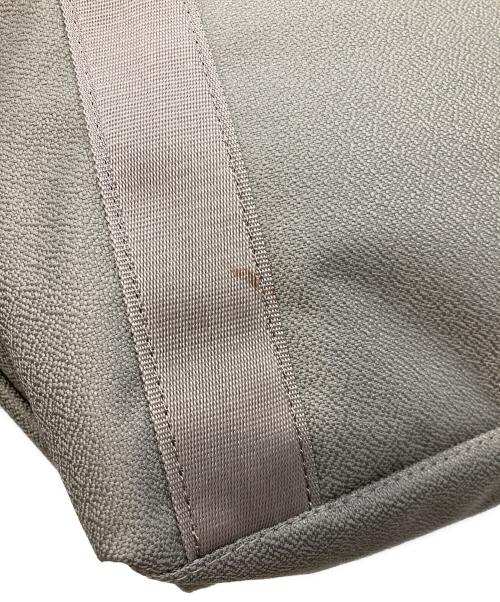 NIKE（ナイキ）NIKE (ナイキ) トレーニングダッフルバッグ ブラウンの古着・服飾アイテム