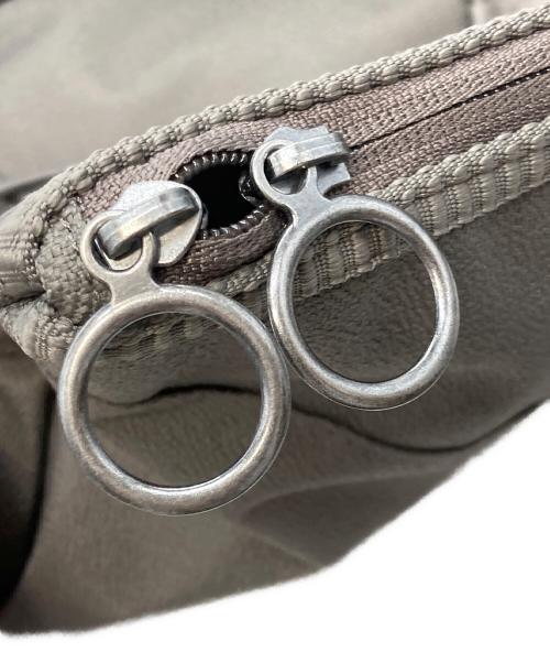 NIKE（ナイキ）NIKE (ナイキ) トレーニングダッフルバッグ ブラウンの古着・服飾アイテム