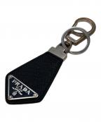 PRADAプラダ）の古着「3角ロゴプレートキーリング」｜ブラック