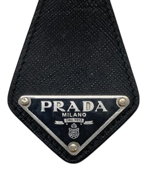 PRADA（プラダ）PRADA (プラダ) 3角ロゴプレートキーリング ブラックの古着・服飾アイテム