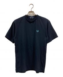 FRED PERRY（フレッドペリー）の古着「刺繍ロゴTシャツ」｜ネイビー