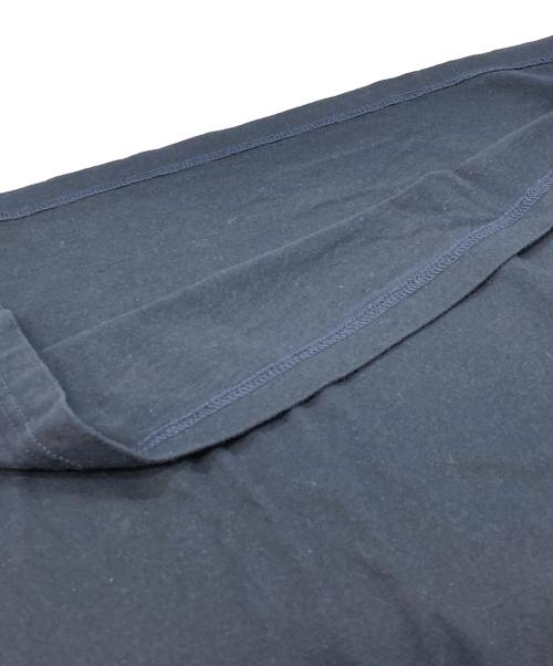 FRED PERRY（フレッドペリー）FRED PERRY (フレッドペリー) 刺繍ロゴTシャツ ネイビー サイズ:Mの古着・服飾アイテム