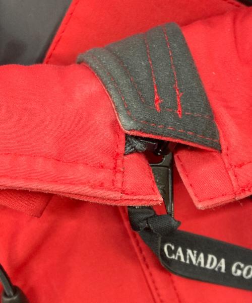 CANADA GOOSE（カナダグース）CANADA GOOSE (カナダグース) Trillium Parka Fusion Fit Heritage レッド サイズ:2XSの古着・服飾アイテム