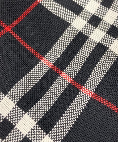 Burberry's（バーバリー）Burberry's (バーバリー) チェックスカート ブラック×ホワイト サイズ:46の古着・服飾アイテム