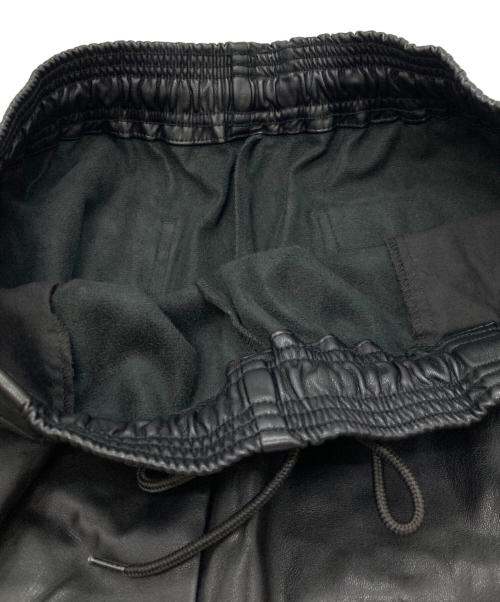 FREAK'S STORE（フリークスストア）FREAK'S STORE (フリークスストア) エコレザーパンツ ブラック サイズ:Ⅼの古着・服飾アイテム