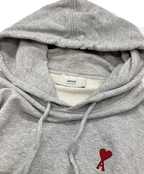 AMI Alexandre Mattiussi（アミアレクサンドルマテュッシ）AMI Alexandre Mattiussi (アミアレクサンドルマテュッシ) AMI DE COEUR HOODIE グレー サイズ:XLの古着・服飾アイテム