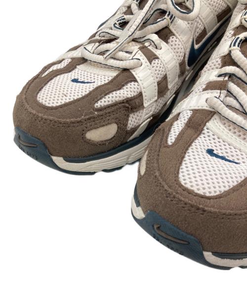 NIKE（ナイキ）NIKE (ナイキ) P-6000 ブラウン×ホワイト サイズ:27.5cmの古着・服飾アイテム