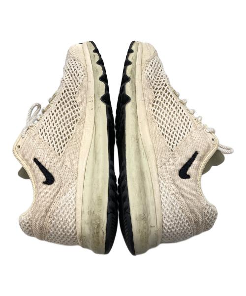 NIKE（ナイキ）NIKE (ナイキ) stussy (ステューシー) スニーカー アイボリー サイズ:27㎝の古着・服飾アイテム