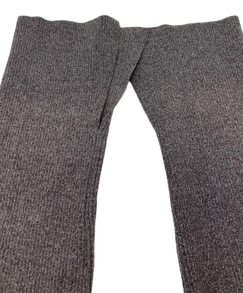 Snidel（スナイデル）Snidel (スナイデル) フリルドッキングオフショルニットワンピース グレー×ホワイト サイズ:FREEの古着・服飾アイテム