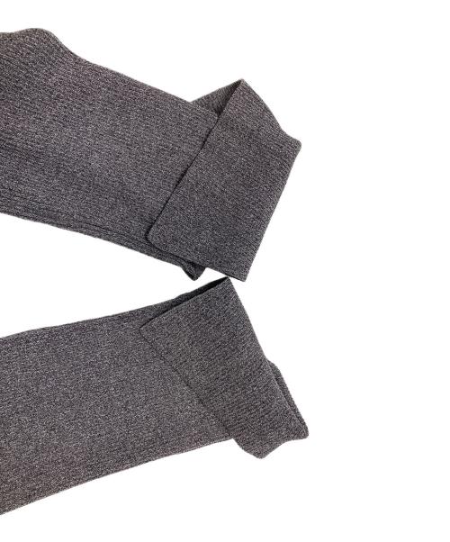 Snidel（スナイデル）Snidel (スナイデル) フリルドッキングオフショルニットワンピース グレー×ホワイト サイズ:FREEの古着・服飾アイテム