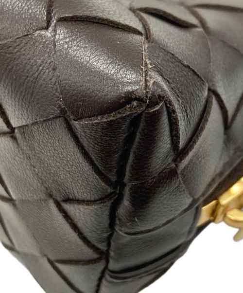 BOTTEGA VENETA（ボッテガベネタ）BOTTEGA VENETA (ボッテガベネタ) イントレチャートビューティポーチ ブラウンの古着・服飾アイテム