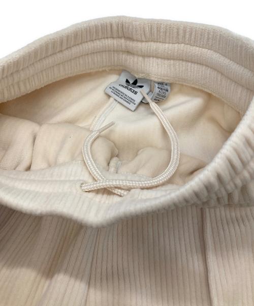 adidas（アディダス）adidas (アディダス) プレミアム ベッケンバウアー リュクス トラックパンツ アイボリー サイズ:XSの古着・服飾アイテム