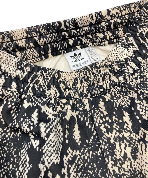 adidas（アディダス）adidas (アディダス) パイソン トラックパンツ ブラック×ベージュ サイズ:Sの古着・服飾アイテム