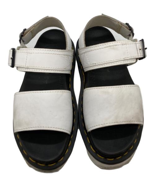 Dr.Martens（ドクターマーチン）Dr.Martens (ドクターマーチン) VOSS ll サンダル ホワイト×ブラック サイズ:UK4の古着・服飾アイテム