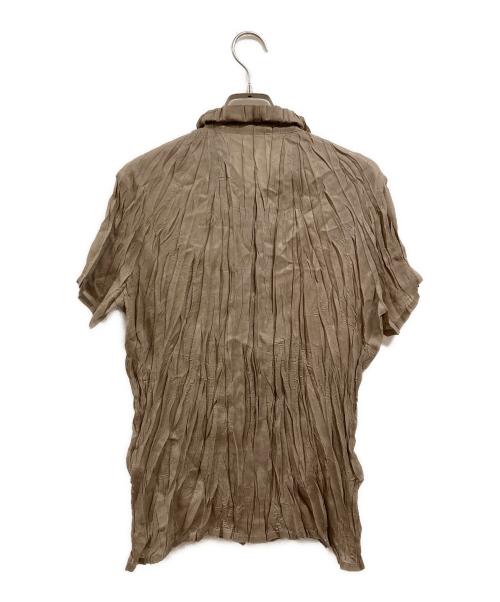 PLEATS PLEASE（プリーツプリーズ）PLEATS PLEASE (プリーツプリーズ) シワ加工プリーツブラウス ベージュ サイズ:3の古着・服飾アイテム
