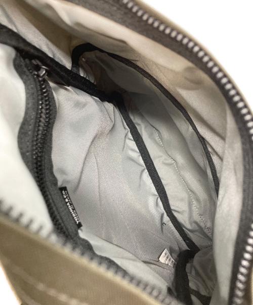 PORTER（ポーター）PORTER (ポーター) FLAT / フラットショルダーバッグ カーキの古着・服飾アイテム