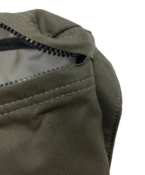 PORTER（ポーター）PORTER (ポーター) FLAT / フラットショルダーバッグ カーキの古着・服飾アイテム