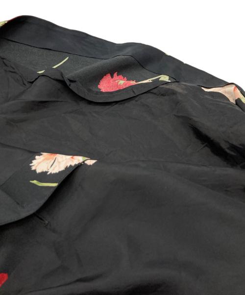 INGEBORG（インゲボルグ）INGEBORG (インゲボルグ) カーネーション柄 ピンタック ロングワンピース ブラック サイズ:freeの古着・服飾アイテム