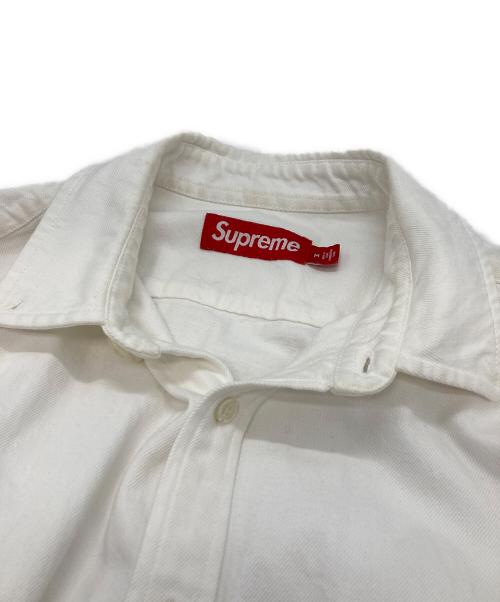 SUPREME（シュプリーム）SUPREME (シュプリーム) Small Box Denim Shirt ホワイト サイズ:Mの古着・服飾アイテム