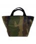 Herve Chapelier（エルベシャプリエ）の古着「カモフラージュ柄ナイロン舟型トート」｜グリーン