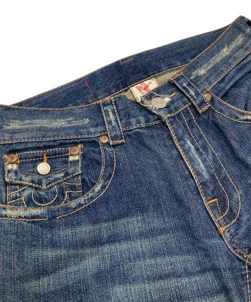TRUE RELIGION（トゥルー レリジョン）TRUE RELIGION (トゥルー レリジョン) ダメージ加工フレアデニムパンツ インディゴ サイズ:29の古着・服飾アイテム