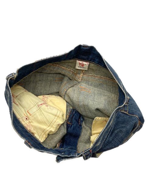 TRUE RELIGION（トゥルー レリジョン）TRUE RELIGION (トゥルー レリジョン) ダメージ加工フレアデニムパンツ インディゴ サイズ:29の古着・服飾アイテム