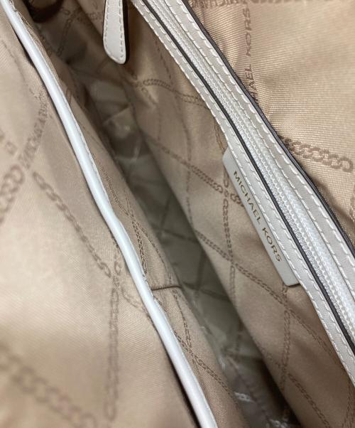 MICHAEL KORS（マイケル・コース）MICHAEL KORS (マイケル・コース) トートバッグ ホワイトの古着・服飾アイテム