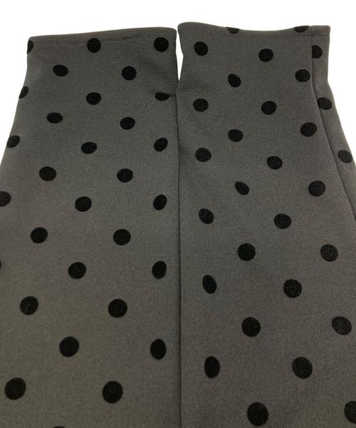 trefle（トレフル）trefle (トレフル) ドット柄ワンピース ブラック サイズ:FREEの古着・服飾アイテム