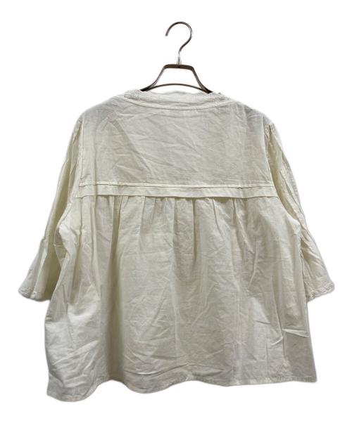INGEBORG（インゲボルグ）INGEBORG (インゲボルグ) レース使いコットンローンブラウス ホワイト サイズ:11の古着・服飾アイテム