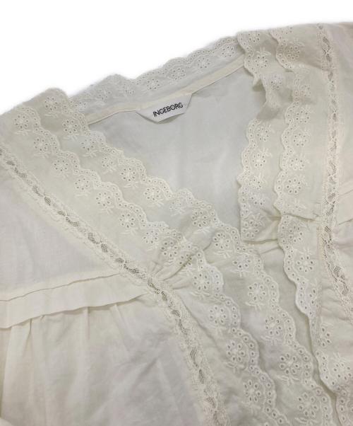 INGEBORG（インゲボルグ）INGEBORG (インゲボルグ) レース使いコットンローンブラウス ホワイト サイズ:11の古着・服飾アイテム