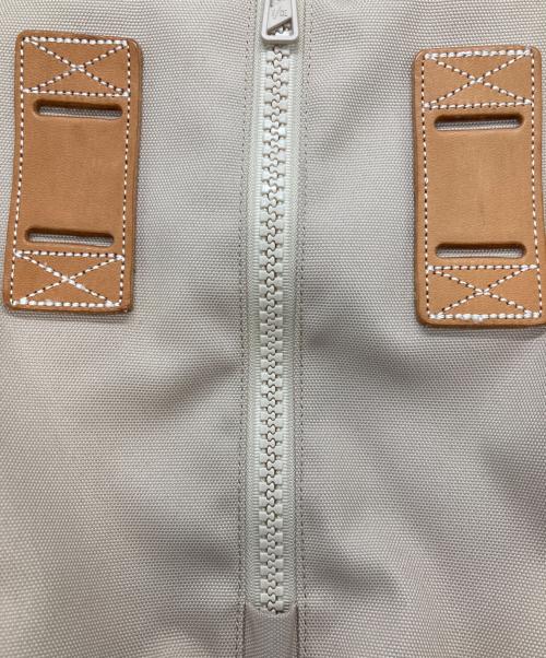 F/CE.（エフシーイー）F/CE. (エフシーイー) SATIN TRAVEL BP ベージュの古着・服飾アイテム
