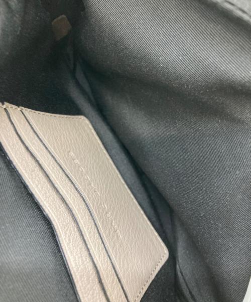 MARC JACOBS（マークジェイコブス）MARC JACOBS (マークジェイコブス) ショルダーバッグ ベージュの古着・服飾アイテム