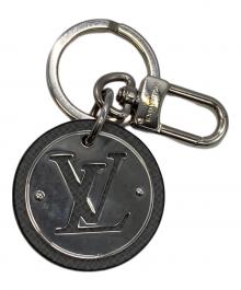 LOUIS VUITTON（ルイ ヴィトン）の古着「チャーム」｜グレー