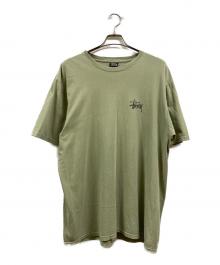 stussy（ステューシー）の古着「ロゴプリントTシャツ」｜カーキ