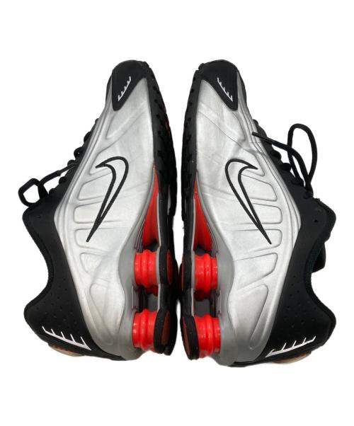 NIKE（ナイキ）NIKE (ナイキ) SHOX R4 シルバー サイズ:27の古着・服飾アイテム