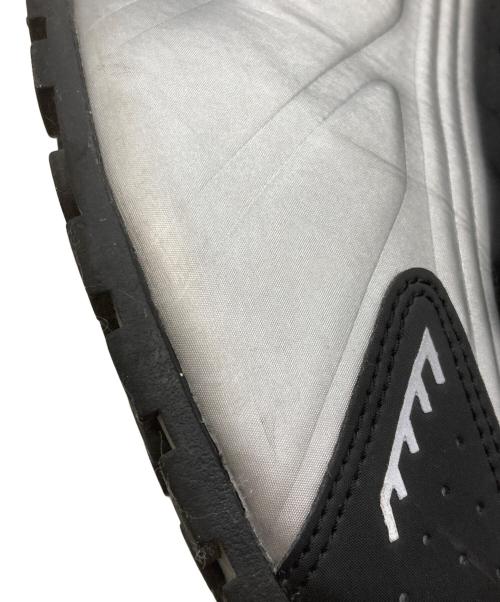 NIKE（ナイキ）NIKE (ナイキ) SHOX R4 シルバー サイズ:27の古着・服飾アイテム