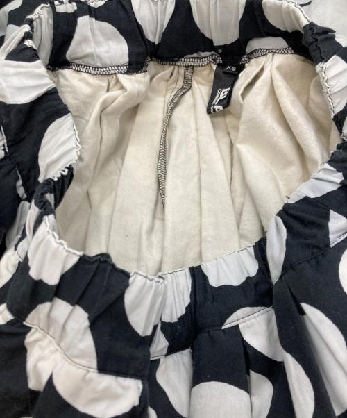 BLACK COMME des GARCONS（ブラックコムデギャルソン）BLACK COMME des GARCONS (ブラックコムデギャルソン) ドットスカート ホワイト×ブラック サイズ:XSの古着・服飾アイテム