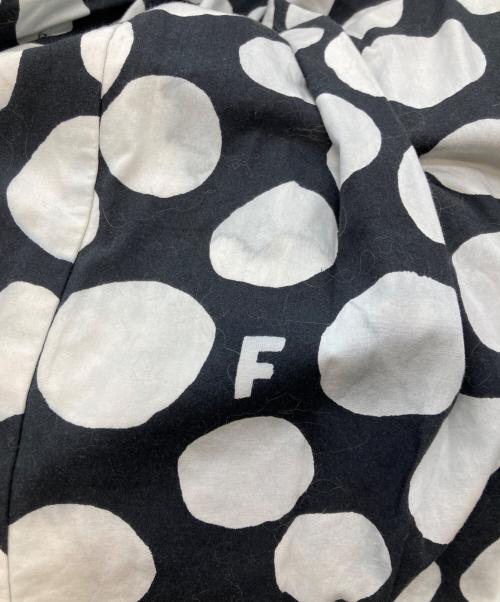 BLACK COMME des GARCONS（ブラックコムデギャルソン）BLACK COMME des GARCONS (ブラックコムデギャルソン) ドットスカート ホワイト×ブラック サイズ:XSの古着・服飾アイテム