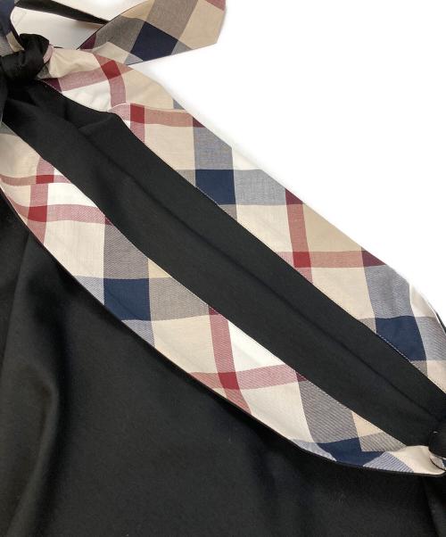 BLUE LABEL CRESTBRIDGE（ブルーレーベルクレストブリッジ）BLUE LABEL CRESTBRIDGE (ブルーレーベルクレストブリッジ) カットソー ブラック サイズ:Mの古着・服飾アイテム
