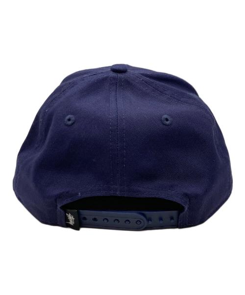 stussy（ステューシー）stussy (ステューシー) New Era (ニューエラ) キャップ ネイビーの古着・服飾アイテム