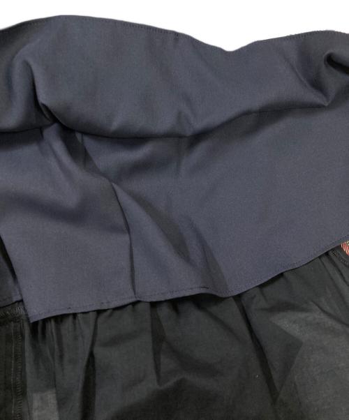 BLUE LABEL CRESTBRIDGE（ブルーレーベルクレストブリッジ）BLUE LABEL CRESTBRIDGE (ブルーレーベルクレストブリッジ) コンビティアードスカート ネイビー サイズ:38の古着・服飾アイテム