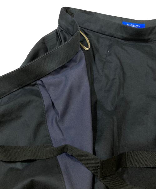 BLUE LABEL CRESTBRIDGE（ブルーレーベルクレストブリッジ）BLUE LABEL CRESTBRIDGE (ブルーレーベルクレストブリッジ) コンビティアードスカート ネイビー サイズ:38の古着・服飾アイテム