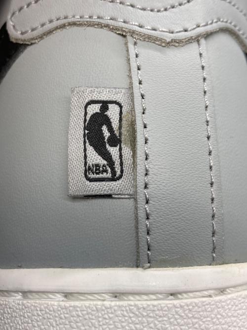NIKE（ナイキ）NIKE (ナイキ) スニーカー グレー サイズ:27.5の古着・服飾アイテム