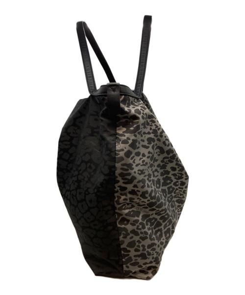JIMMY CHOO（ジミーチュウ）JIMMY CHOO (ジミーチュウ) ポーチ付トートバッグ グレー×ブラックの古着・服飾アイテム