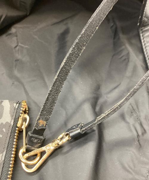 JIMMY CHOO（ジミーチュウ）JIMMY CHOO (ジミーチュウ) ポーチ付トートバッグ グレー×ブラックの古着・服飾アイテム